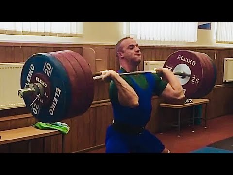 Oleksandr Pielieshenko (85) 220 kg clean and jerk