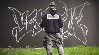 Marvel Fan Spray Paints Venom Graffiti - SMOE NOVA