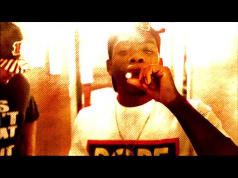 "Smoke Somethin" - @FlightKidd_ (Feat. @TheRealZillaRoc) [OFFICIAL VIDEO]