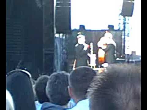 Michael Bublè & NICK VAYENAS trombone gag Dublin 27th July08