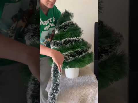 Make Christmas tree at home. #diy #fashion #christmas #christmastree #handmade #art #photography