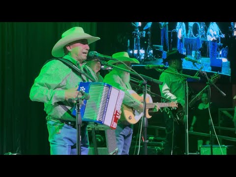 David Farias Live in Eagle Pass Texas