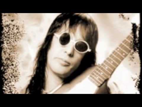 Video thumbnail for Bang On The Ukelele Daily
