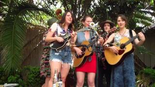 Della Mae - Boston Town