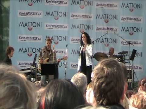 Lucie Bílá - Hvězdy jako hvězdy  live Kanoe Mattoni 2008