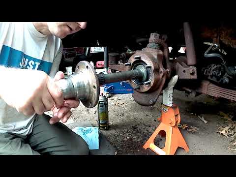 Front D44 Wheel Hub: Reassembly