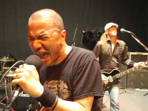 Danko Jones w/ the McBrides '08 - Hollywood -  pt. 2 of 2 ( Thin Lizzy cover )