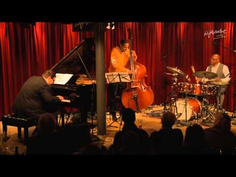 Robert Lakatos, Robert Hurst, Lewis Nash .