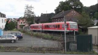 preview picture of video 'BÜ Runkel Brückeberg mit BR 628'