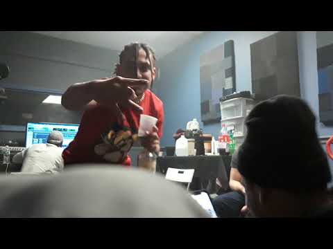 YPTW - NANO 666 - CASUAL -  STUDIO - VLOG