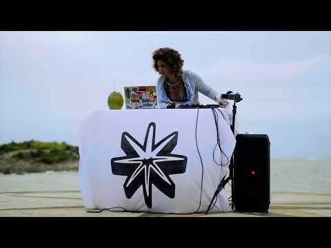 DJ ASIAT LIVE SET NA CURVA DA SEREIA EM VILA VELHA