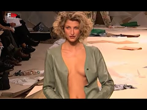 BETTY JACKSON Spring 1998 Paris - Fashion Channel