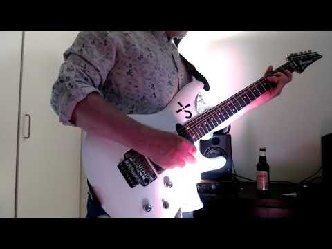 Godzilla by Blue Oyster Cult - guitar cover (assistance from a bottle of beer!)