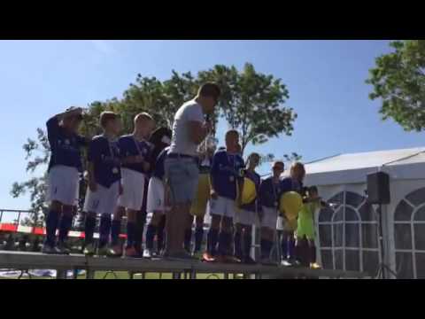 Woezik E1 wint de beker