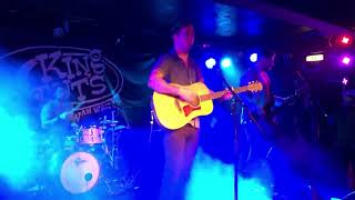 Stevie McCrorie - Big World (Live)