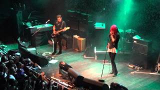 The Kills - Cheap and Cheerful - Live (HD)