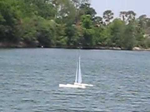 Nightmare MK VIII Mini40 Trimaran - Diving