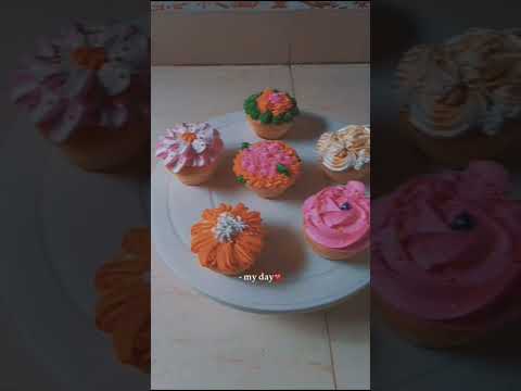 CUP CAKE 😋❤️||VRAJ CAKE SHOP||#cake #youtubeshorts #cakeart #viralvideo #cakedecorating #homemade