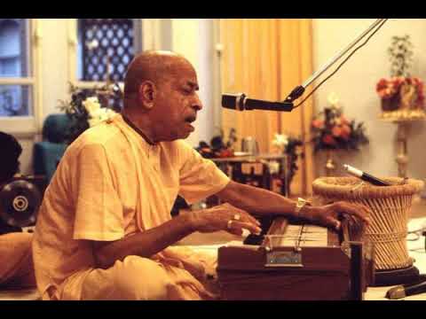 Hare Krishna Maha Mantra Kirtan - Srila Prabhupada (43 min)