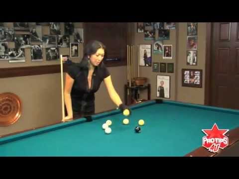 Jeanette Lee "The Black Widow" - how to aim at billiards or pool