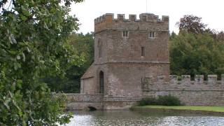 preview picture of video 'A Visit to Broughton Castle'