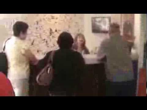 M2U00888-ASJ e Rede Século 21 - Valinhos SP - Vídeo do Pátio e Recepção dia 30.09.2013 - vídeo 5/5