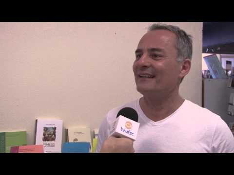 Universidade Já - Feira do Livro