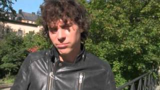 Håkan Hellström om nya singeln River en vacker dröm