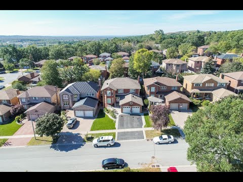 20 Thackeray Crescent Barrie