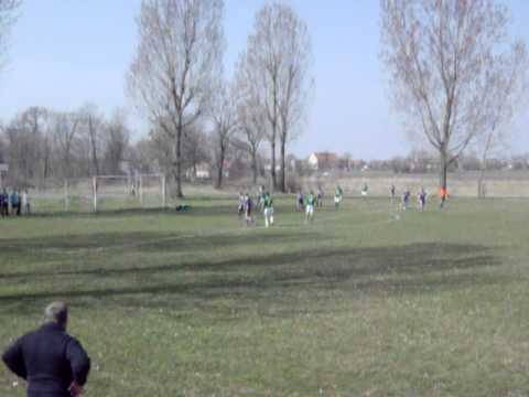 KS ŚLĘŻA TYNIEC-UKS DOMANICE 4:2(2:1)