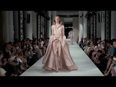 Alexis Mabille Haute Couture Fall-Winter 2018-2019