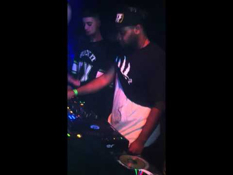 Quake Invites Monsters Part II : Subfiltronik - Dikke Taarte VIP