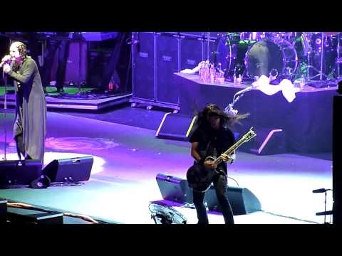 Ozzy Osbourne - Killer of Giants live Stockholm 2010 [HD]