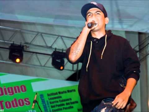 El dedos feat Karolina - Miradas Frias Comite pokoflo 2011