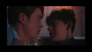 All the kisses between Charlie Spring and Nick Nelson from Heartstopper