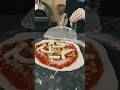 Feurige Salami Pizza Mit Perperoni Auf Dem FIAMO Mini Pizza Salami FIAMO Gapiko Spicy