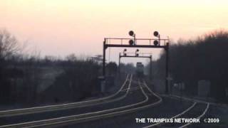 preview picture of video 'Railfanning at La Plata, Mo.'