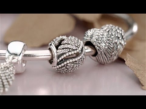 download lagu mp3 mp4 Majestic Feathers Necklace, download lagu Majestic Feathers Necklace gratis, unduh video klip Majestic Feathers Necklace