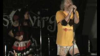 Velhas Virgens no Macaboo - Beijos de Corpo