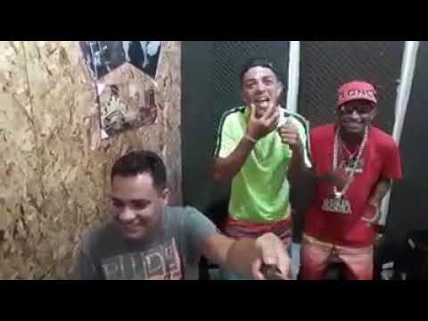 Higuinho Dantas e Danzinho da cyclone part Alcione - eu sou feinho mais minha idéia vale novo Hit