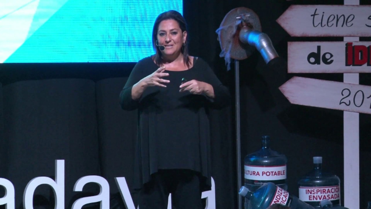 Cuando la "motivación" desmotiva | Laura Lewin | TEDxComodoroRivadavia