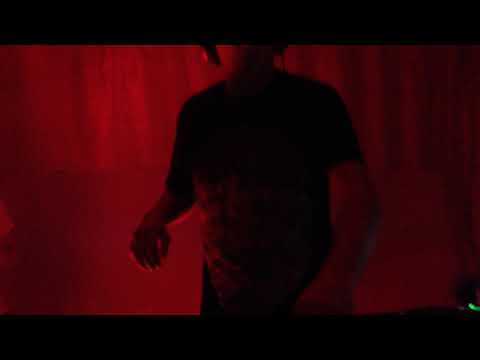 Loopity Goofs   Johnny Fiasco