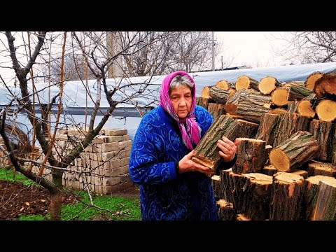The simple life of a single grandmother in the village, who runs a farm