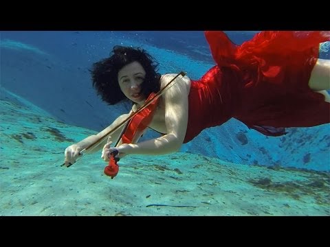 Mean Mary - Sea Red, Sea Blue