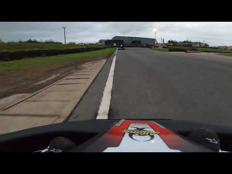 Round 11 - Bayford Meadows Club 100 Heavyweight - Race 3 of 3 - Heat 10