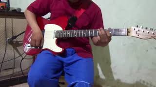 Video thumbnail for Squier Telecaster Candy Red Apple Standard Series Guitar by Guitar Learner