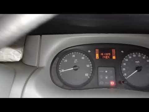 Vivaro 1,9 Dti 2005 pływajace obroty
