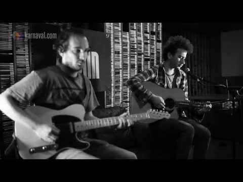 Yüzyüzeyken Konuşuruz – Yaz Geçer (B!P Akustik)