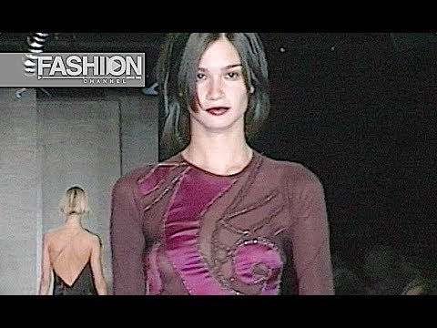 DONNA KARAN Fall 2002 2003 New York - Fashion Channel