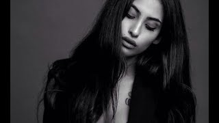 Alice Caioli   Specchi rotti